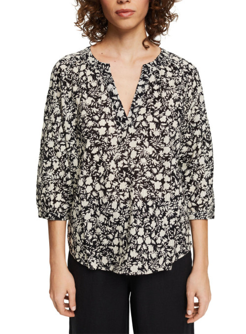 Patterned blouse with 3/4...