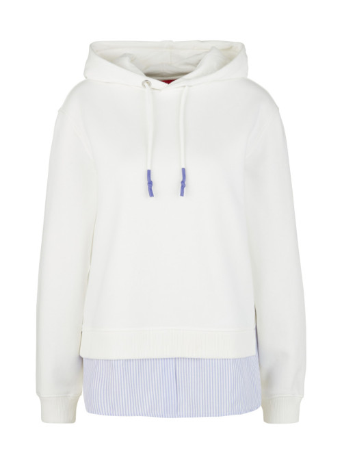 Hoodie with layering