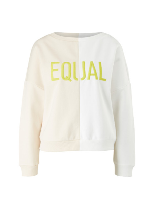 Sweatshirt with writing