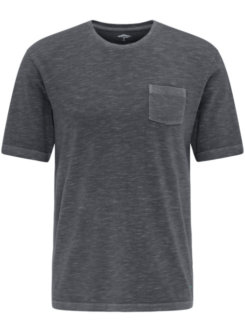 T-shirt with chest pocket