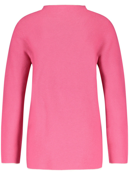 Sweater with stand-up collar