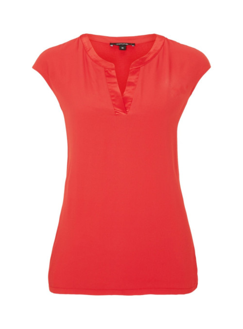 Sleeveless blouse with...