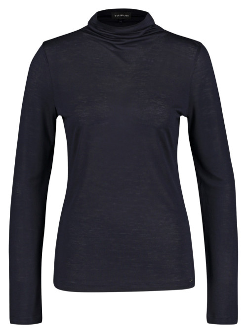 Long sleeve turtleneck T-shirt