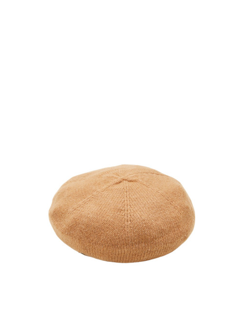 Beret made of recycled wool...