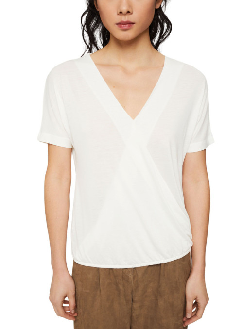 V-neck T-shirt