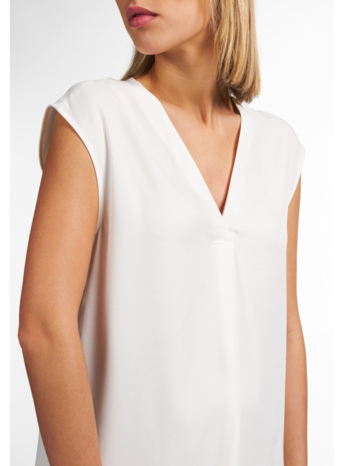 V-neck sleeveless viscose...