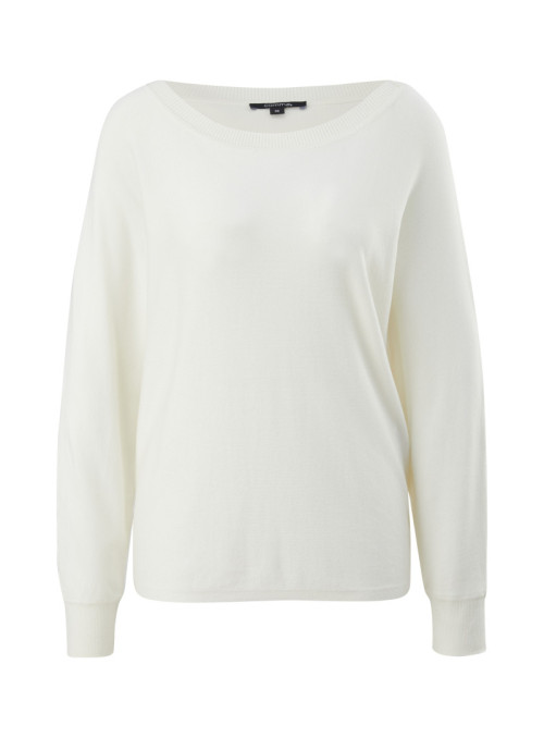 Sweater with boat neckline