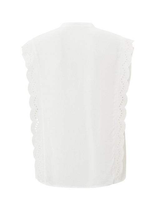 Sleeveless top with lace