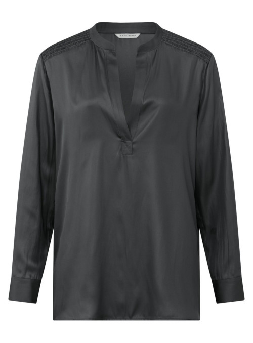 Satin v-neck top w. smock