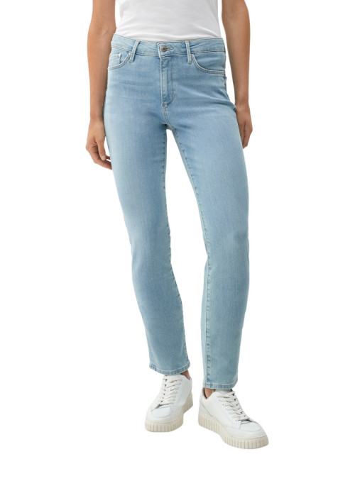 Mid-Waist Slim Fit Jeans