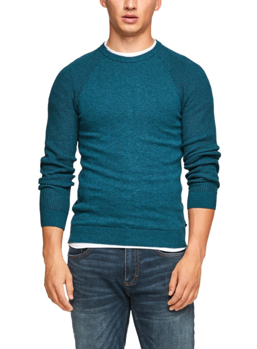 Knit sweater with raglan...